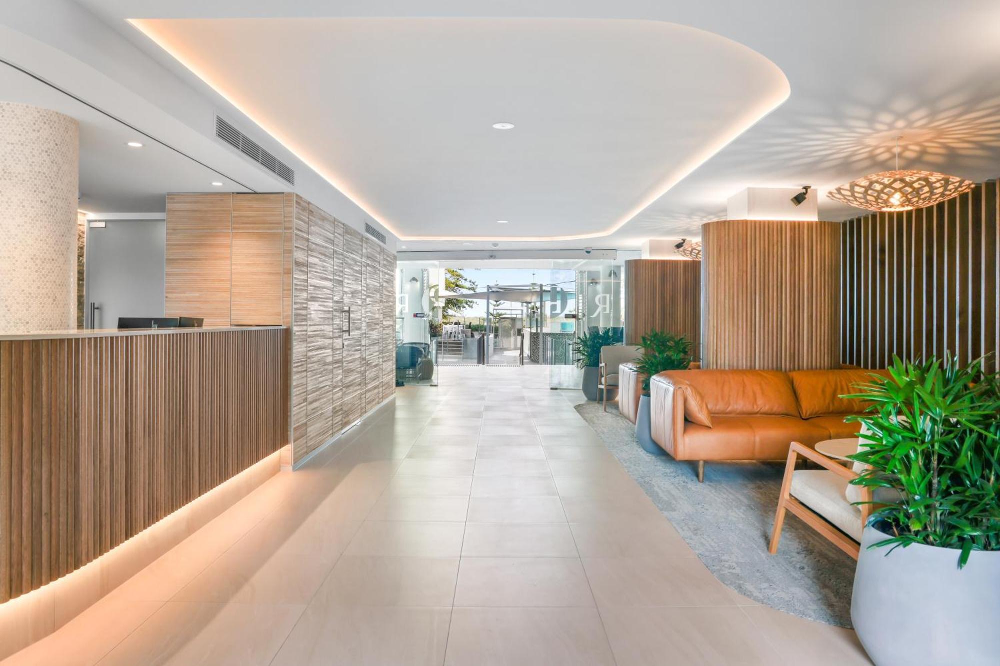 Rumba Beach Resort Caloundra Exterior foto The interior of the clinic